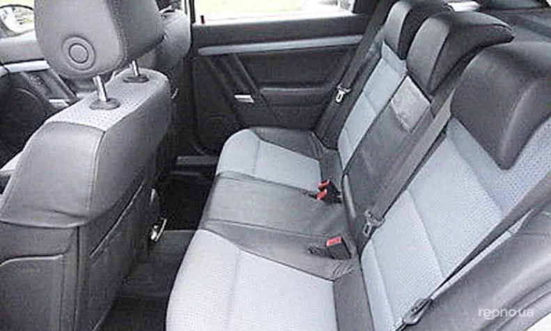 Opel Vectra 2004 - 4