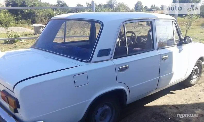 Lada (ВАЗ) 2101 1982 - 2