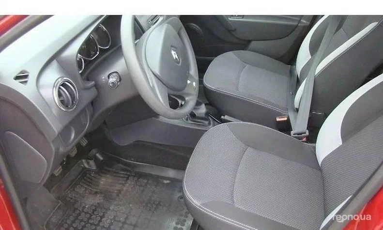 Renault Logan 2013 - 9