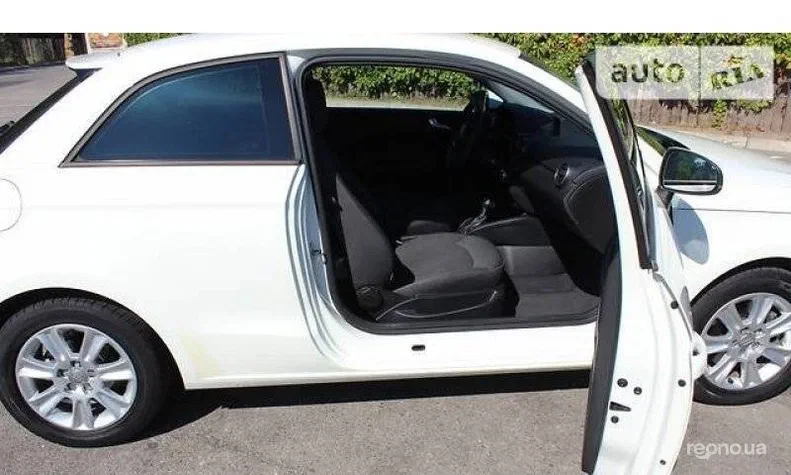 Audi A1 2011 - 5
