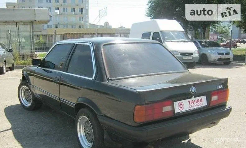 BMW 3 серія 1987 - 3