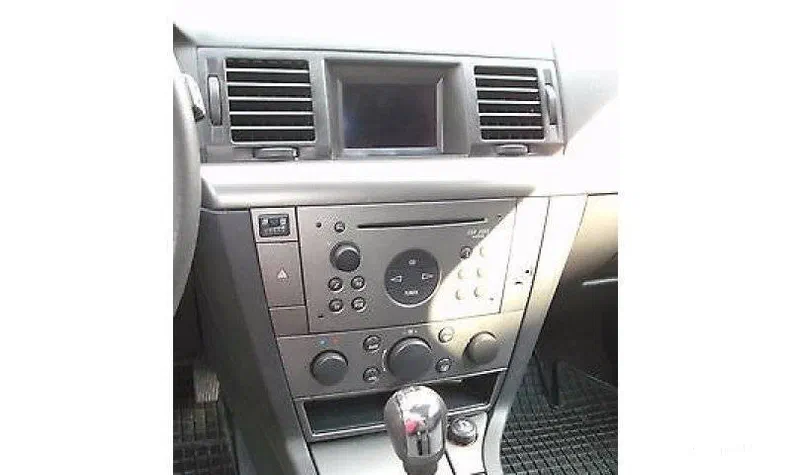 Opel Vectra 2003 - 2