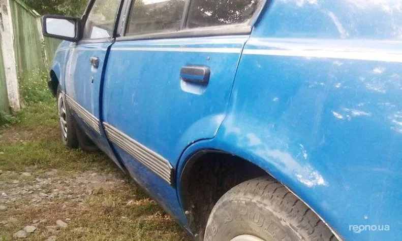 Opel Ascona 1987 - 2