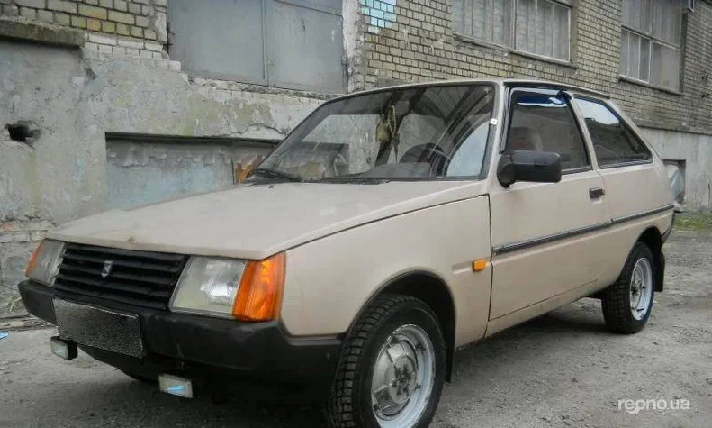 ЗАЗ 1102 «Таврія» 1990 - 0