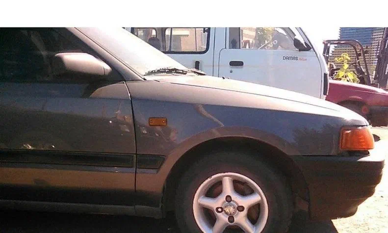 BMW 3 серія 1993 - 6