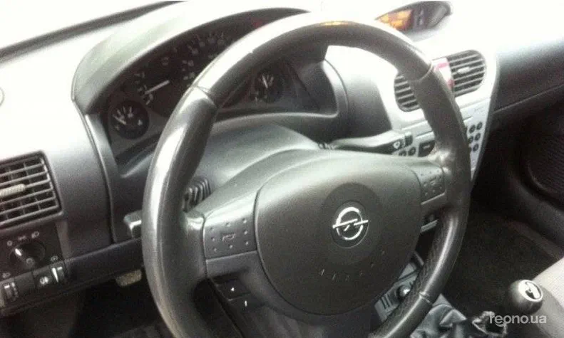 Opel Corsa 2005 - 0