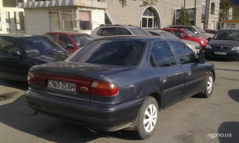 Ford Mondeo 1993 - 9