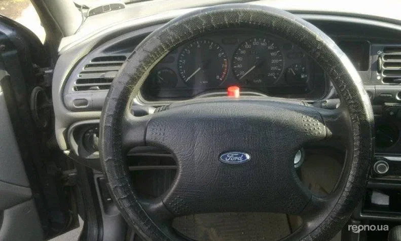 Ford Mondeo 1993 - 3