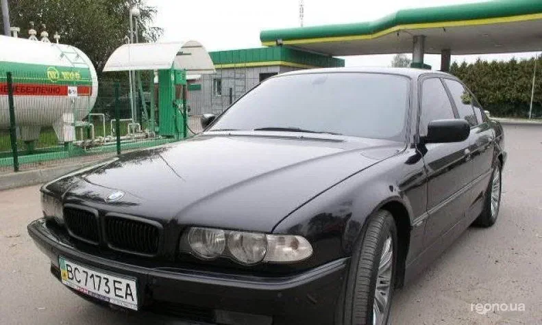 BMW 7 серія 2001 - 4