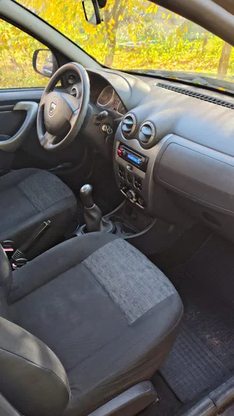 Dacia Duster 2011 - 10