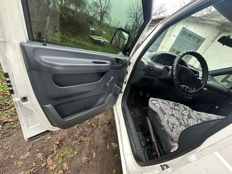 Citroen Jumpy 2000 - 13