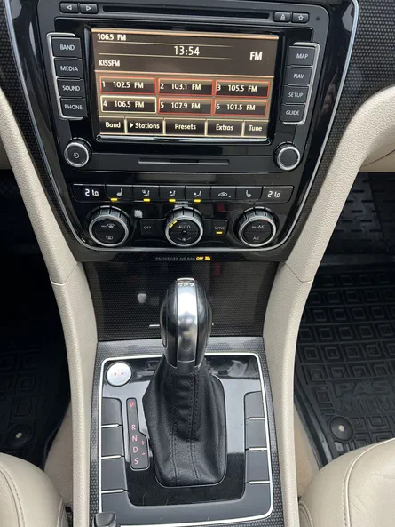 Volkswagen Passat 2013 - 7