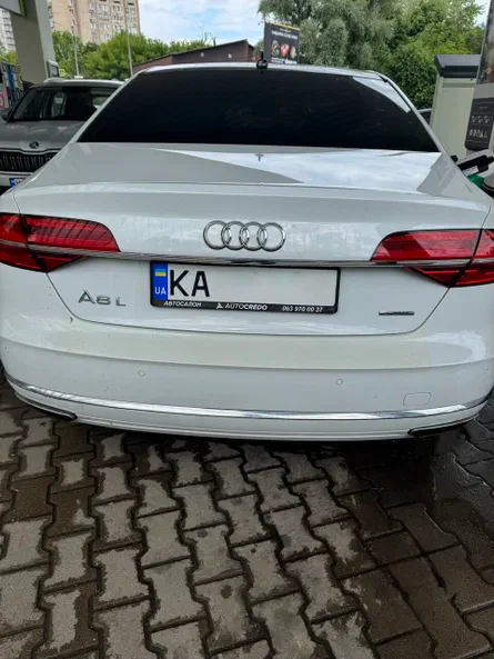 Audi A8 2015