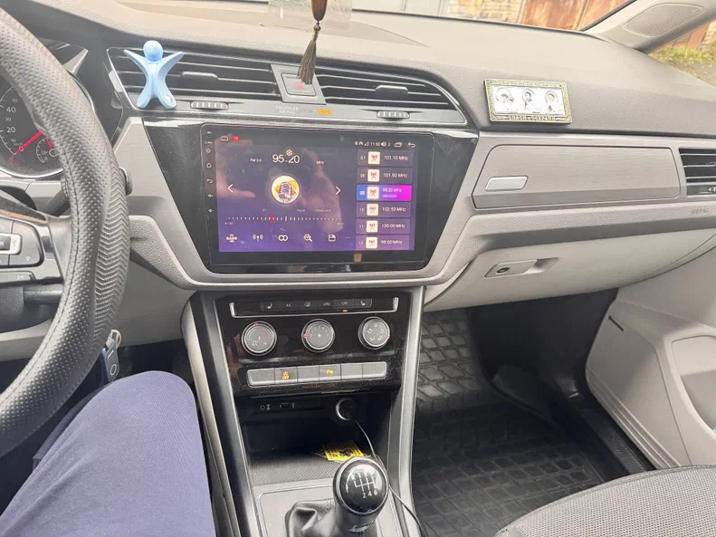 Volkswagen Touran 2015 - 13