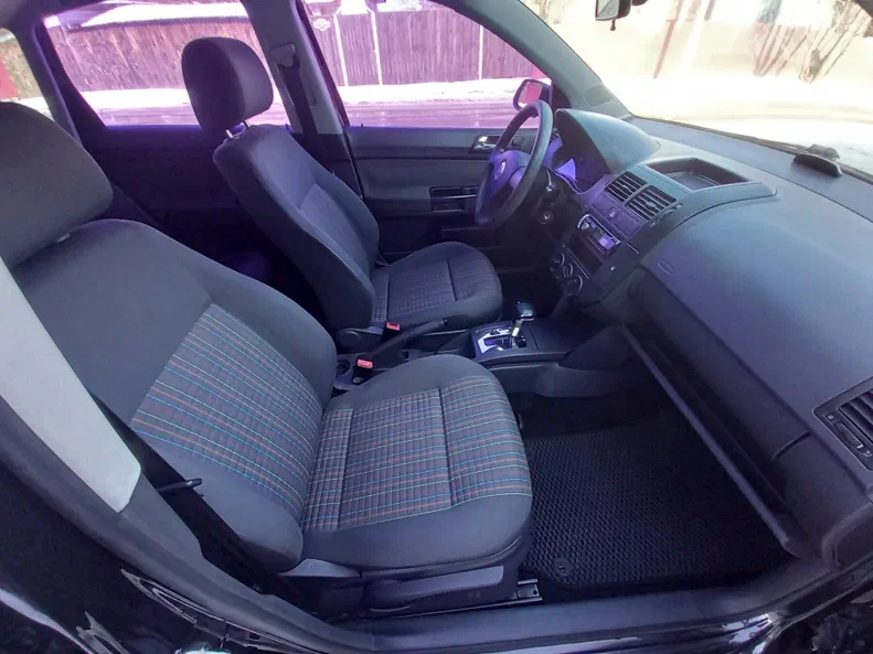 Volkswagen Polo 2007 - 14