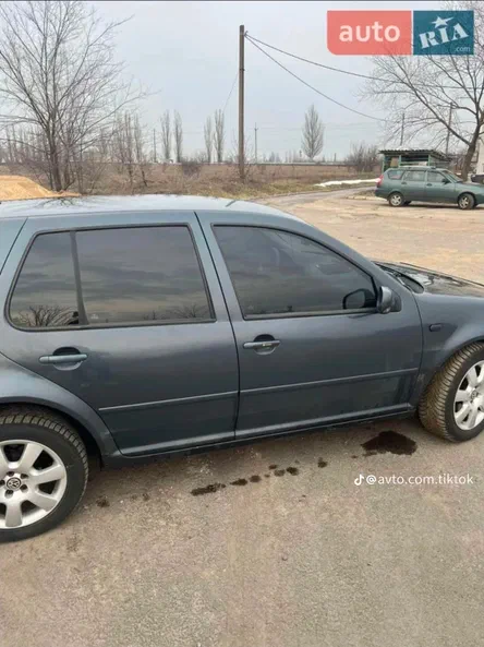 Volkswagen Golf 2003 - 9