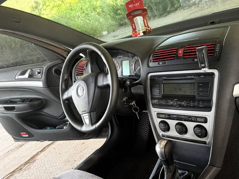 Skoda Octavia 2007 - 7