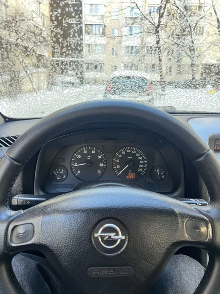 Opel Astra 2006 - 10