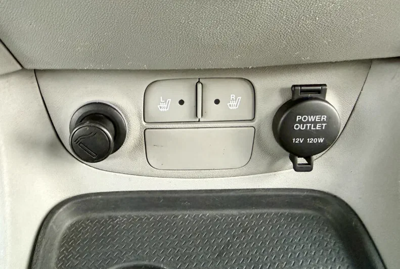 Hyundai Accent 2008 - 9