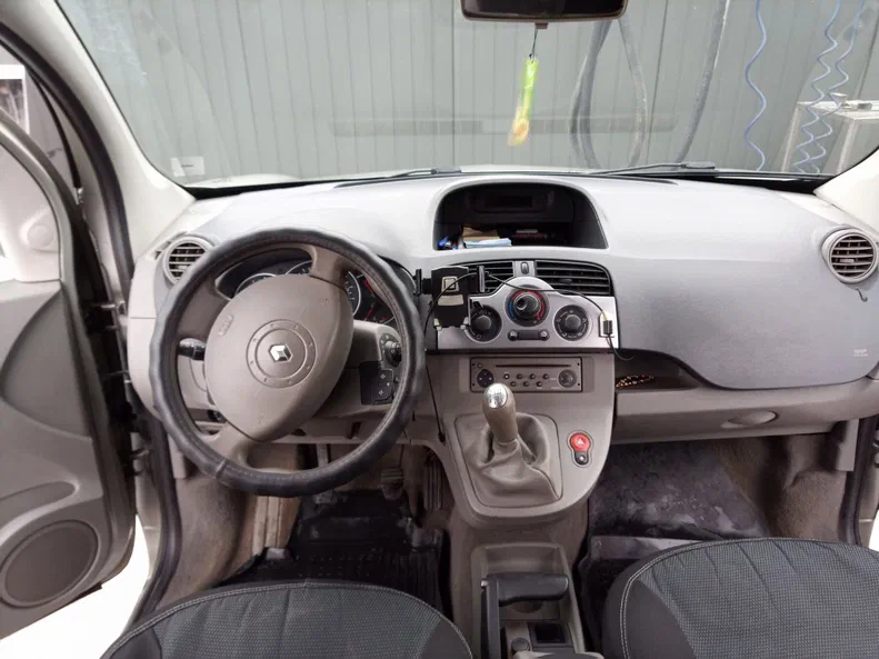 Renault Kangoo 2009 - 10