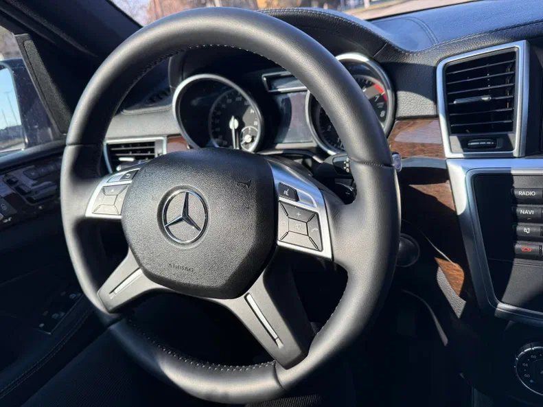 Mercedes-Benz GL-Клас 2015 - 24