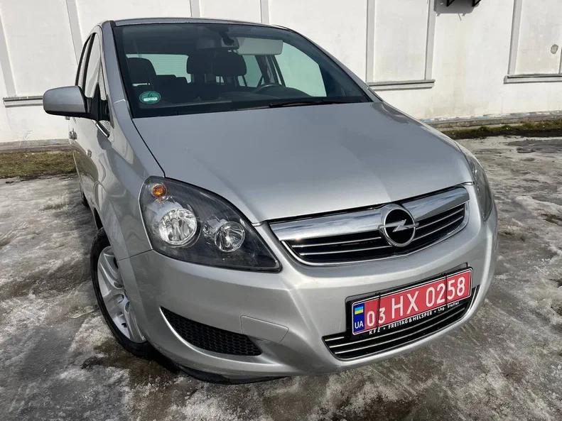 Opel Zafira 2010