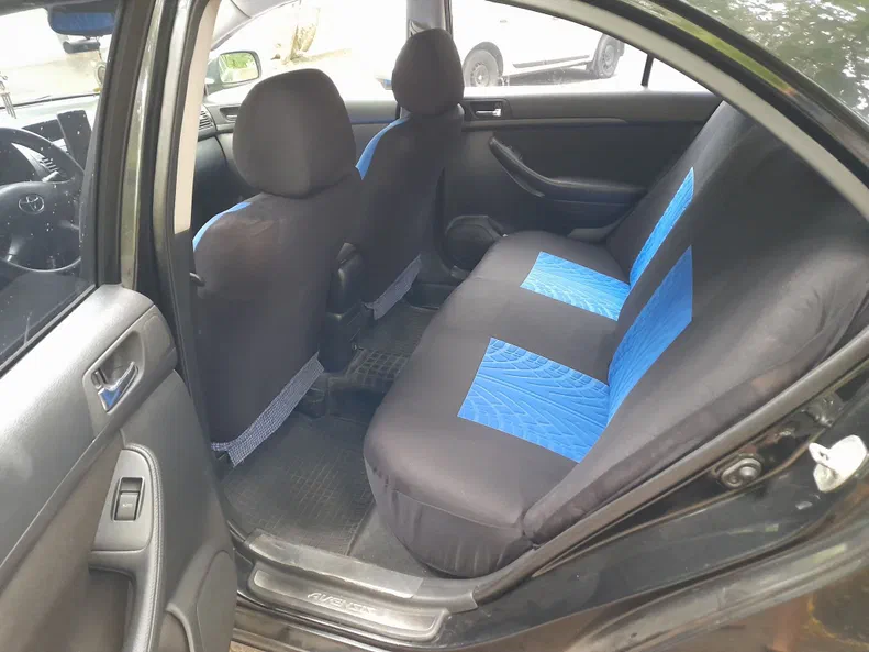 Toyota Avensis 2003 - 6