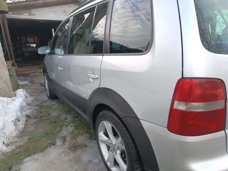 Volkswagen Touran 2003