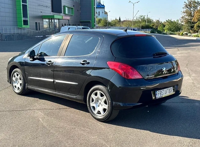 Peugeot 308 2008 - 9