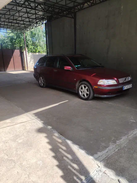 Volvo V40 1998