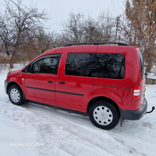 Volkswagen Caddy 2011