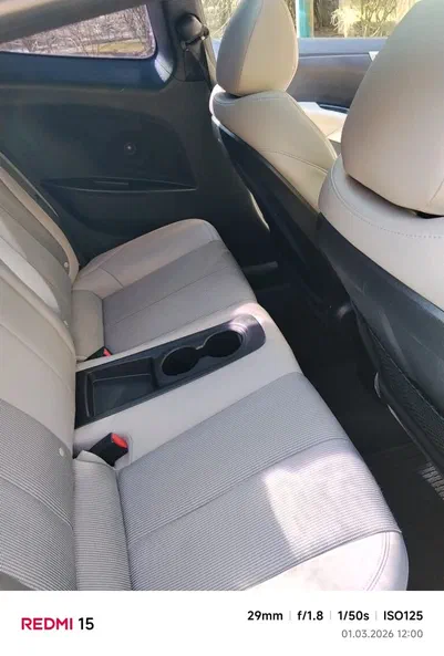 Hyundai Veloster 2011