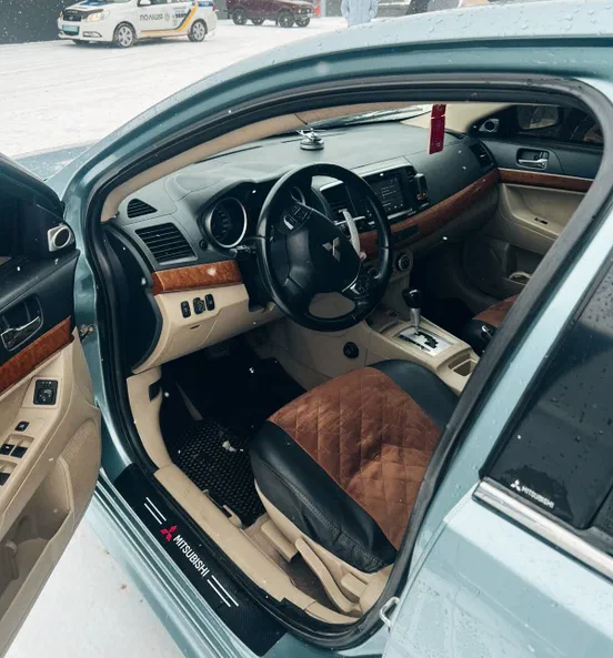 Mitsubishi Lancer 2008 - 4