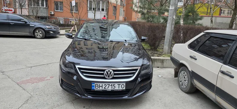 Volkswagen Passat CC 2011