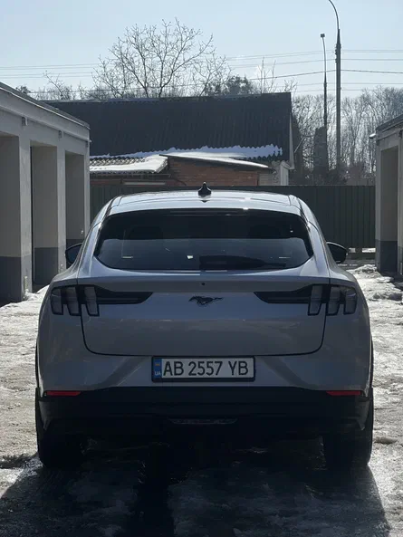 Ford Mustang Mach-E 2023 - 17