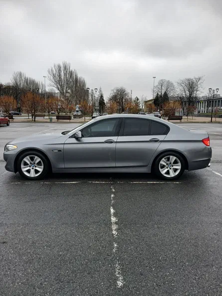 BMW 5 серія 2010 - 7