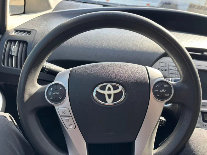 Toyota Prius 2014 - 18