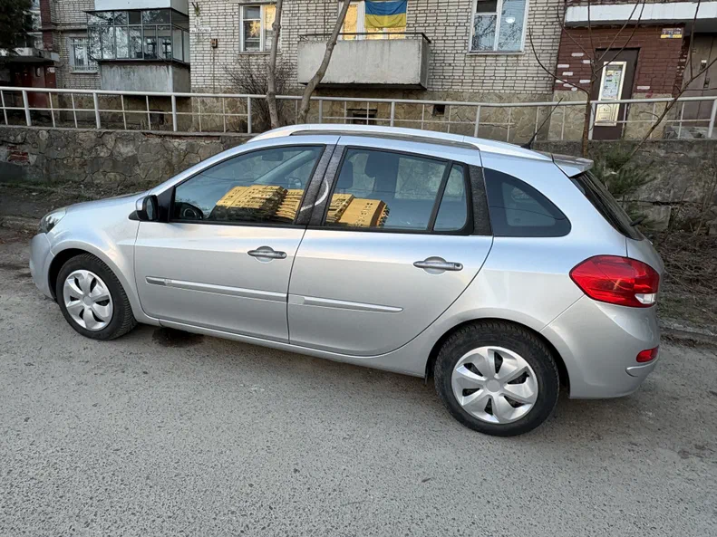 Renault Clio 2009 - 14