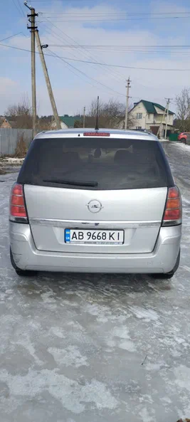 Opel Zafira 2007 - 13