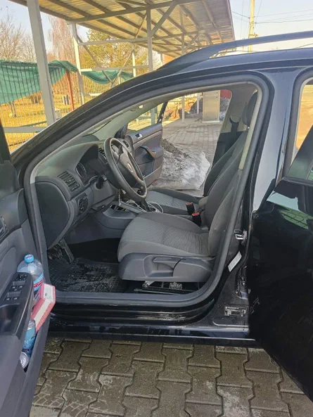 Volkswagen Golf 2009 - 6