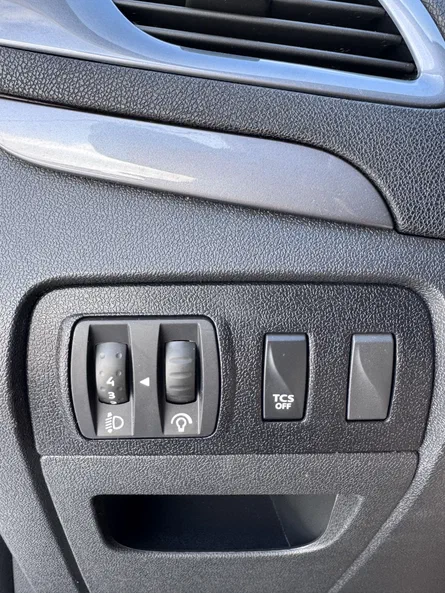 Renault Megane 2015 - 25