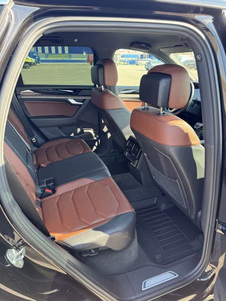 Volkswagen Touareg 2022 - 12