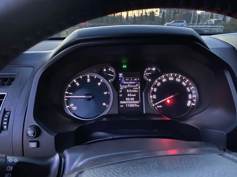 Toyota Land Cruiser Prado 2018 - 3