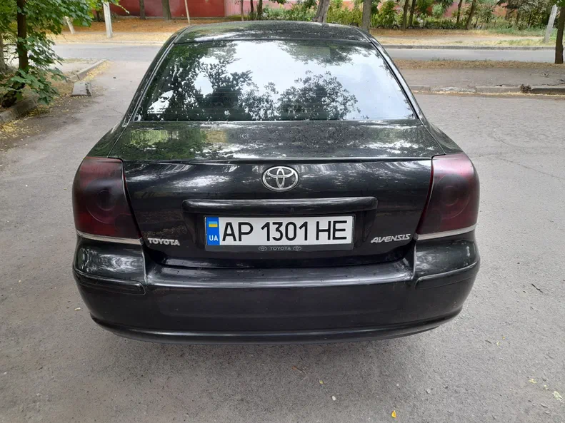 Toyota Avensis 2003 - 8