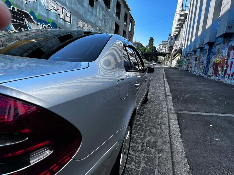 Mercedes-Benz E-Клас 2002 - 9