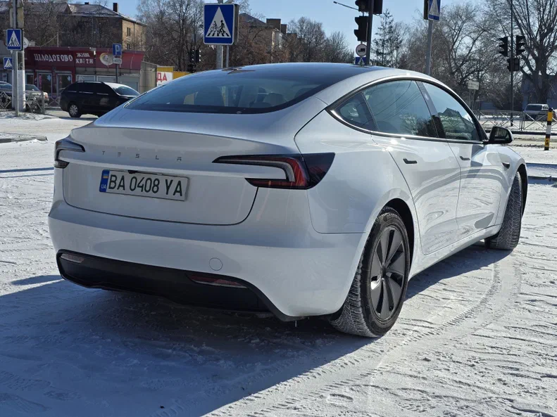 Tesla Model 3 2019 - 8