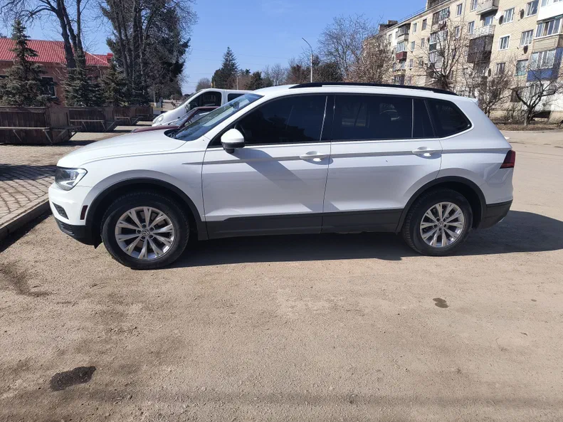 Volkswagen Tiguan 2018 - 16