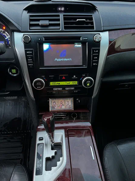 Toyota Camry 2011 - 24