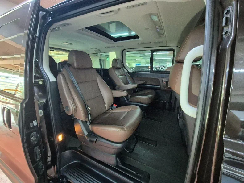 Hyundai Grand Starex 2018