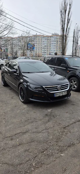 Volkswagen Passat CC 2011